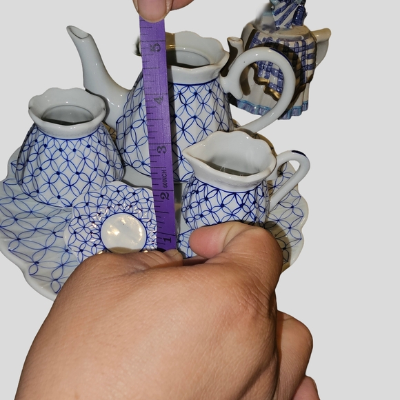 Blue and White Porcelain mini Tea Set - Picture 10 of 10